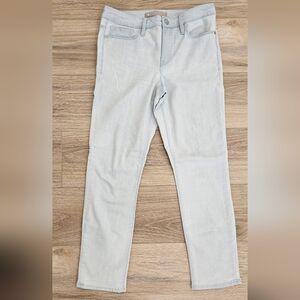 Athleta Sculptek White Wash Jeans Size 6